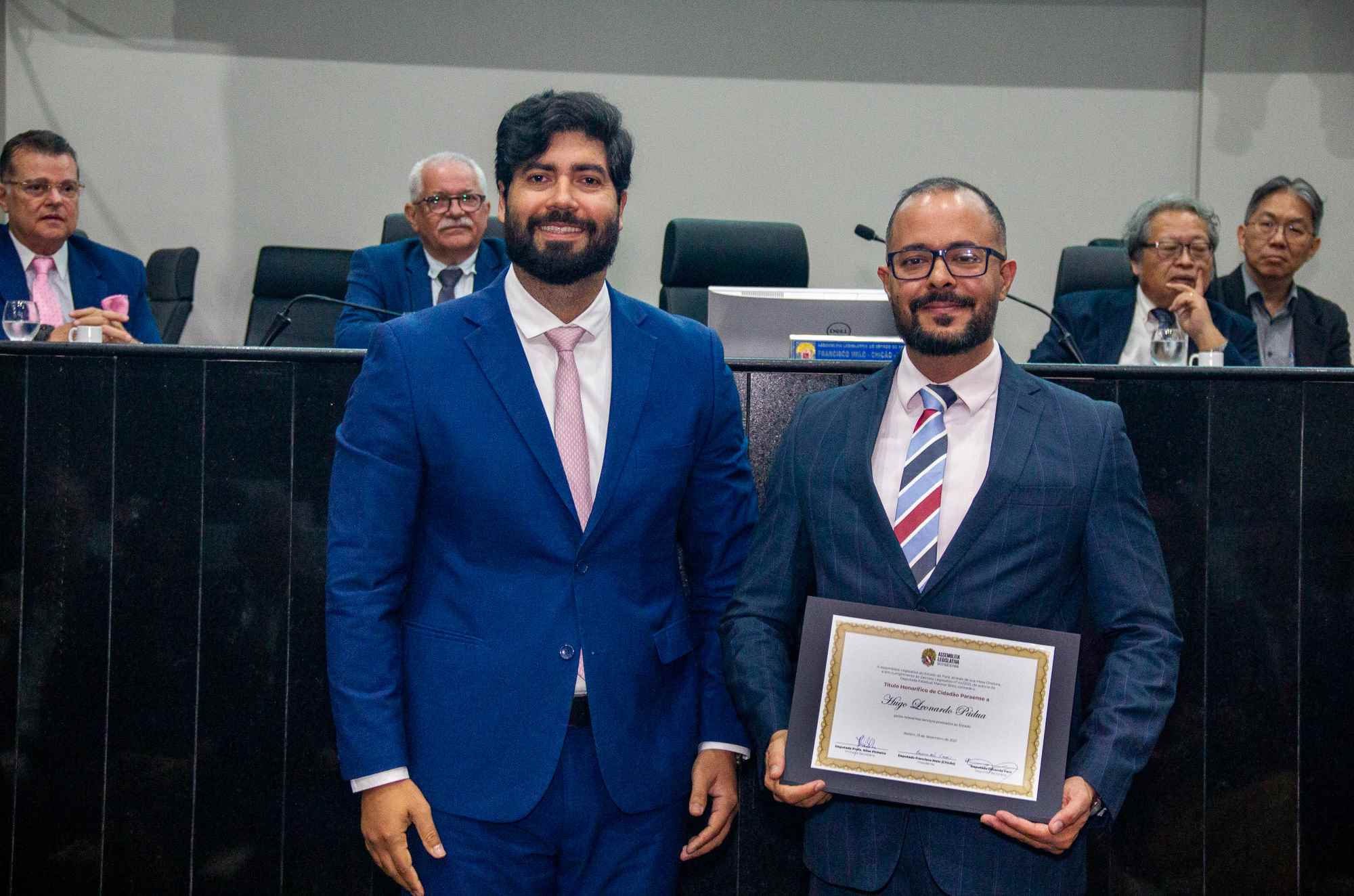 17/12/2025 - Sessão Solene Outorga de Títulos Honoríficos